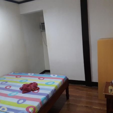 Adrian Travellers Inn El Nido Zewnętrze zdjęcie